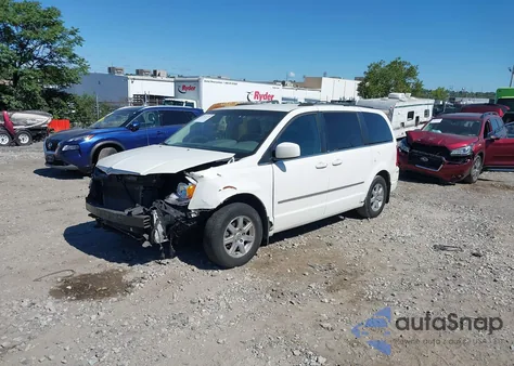 2009 Chrysler Town & Country Touring from USA, damaged, VIN 2A8HR54119R643283